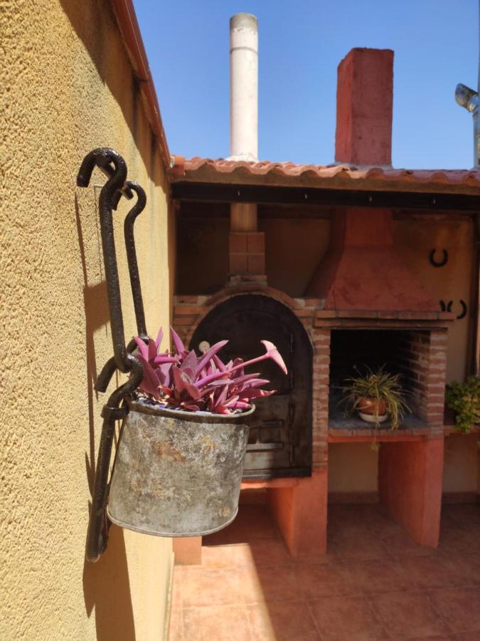 Casa Rural Iris Villanueva De Los Infantes Exteriör bild